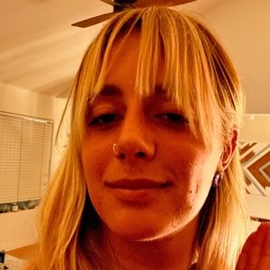 Meet your Posher, Carleigh